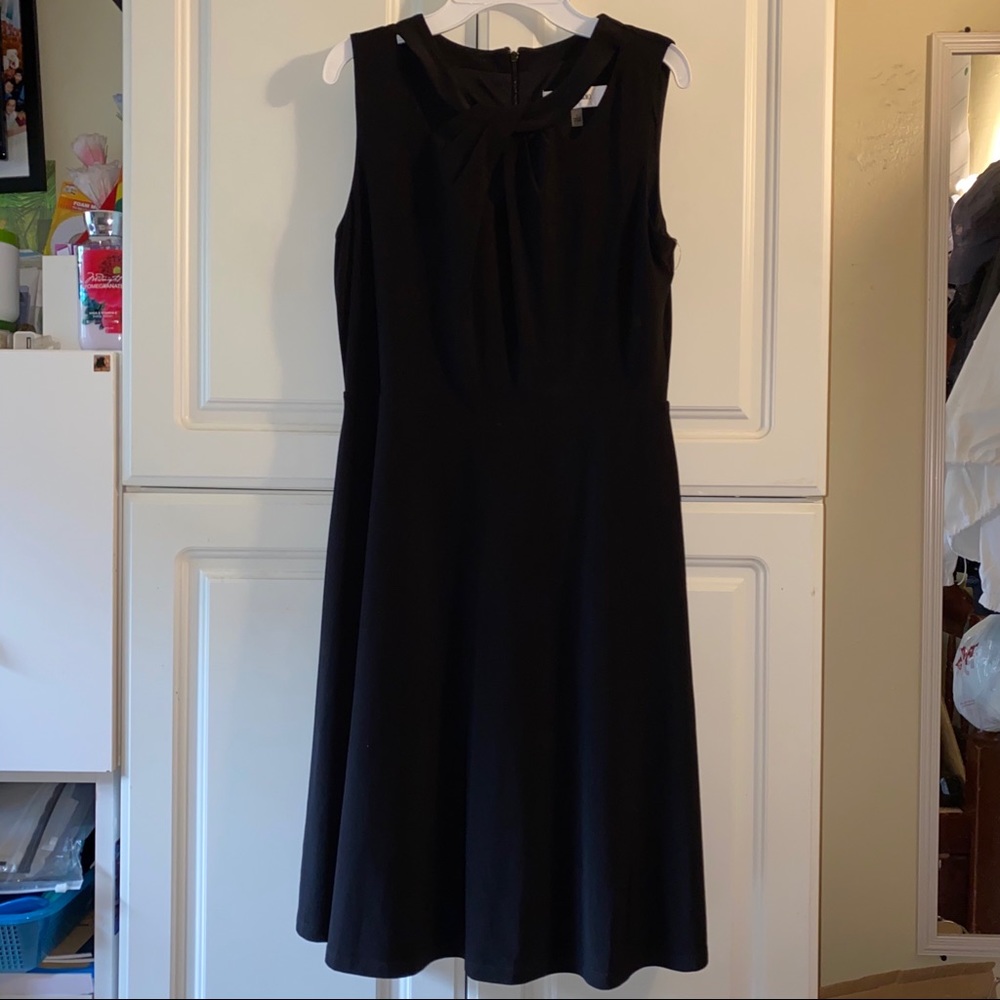 Jones studio black sleeveless dress